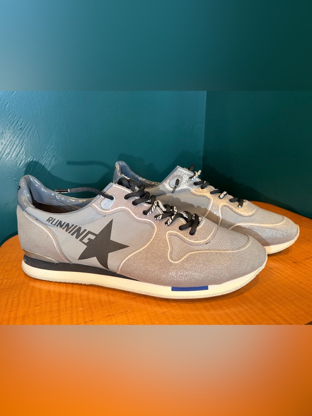 Men’s Golden Goose Running Col H8- size 44